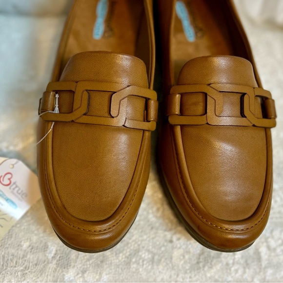 NWT BareTraps Addison Womans Slip On Loafers Shoes / size 7.5 - Picture 6 of 12